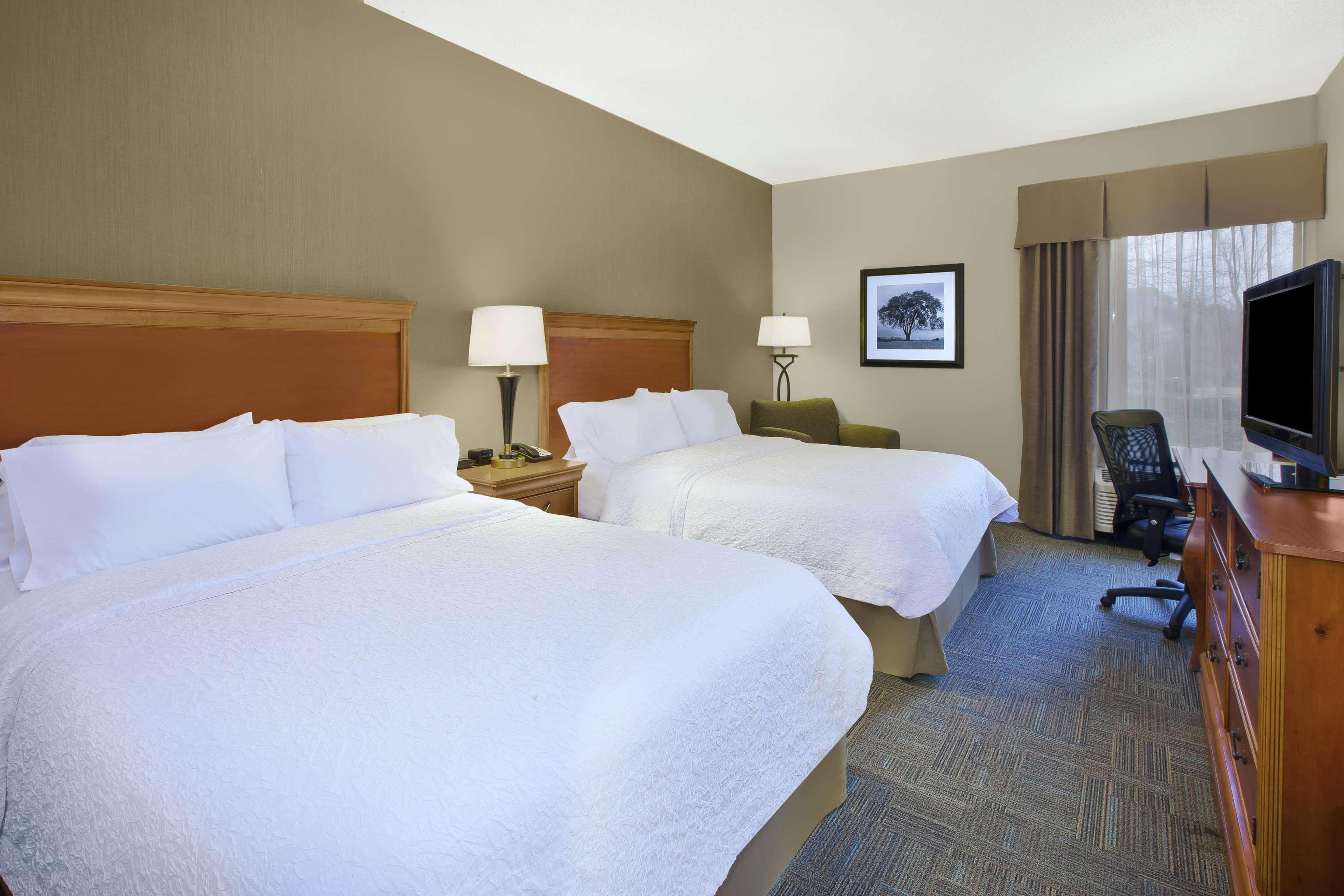 Hampton Inn Richmond-West Innsbrook Broad Meadows Екстериор снимка