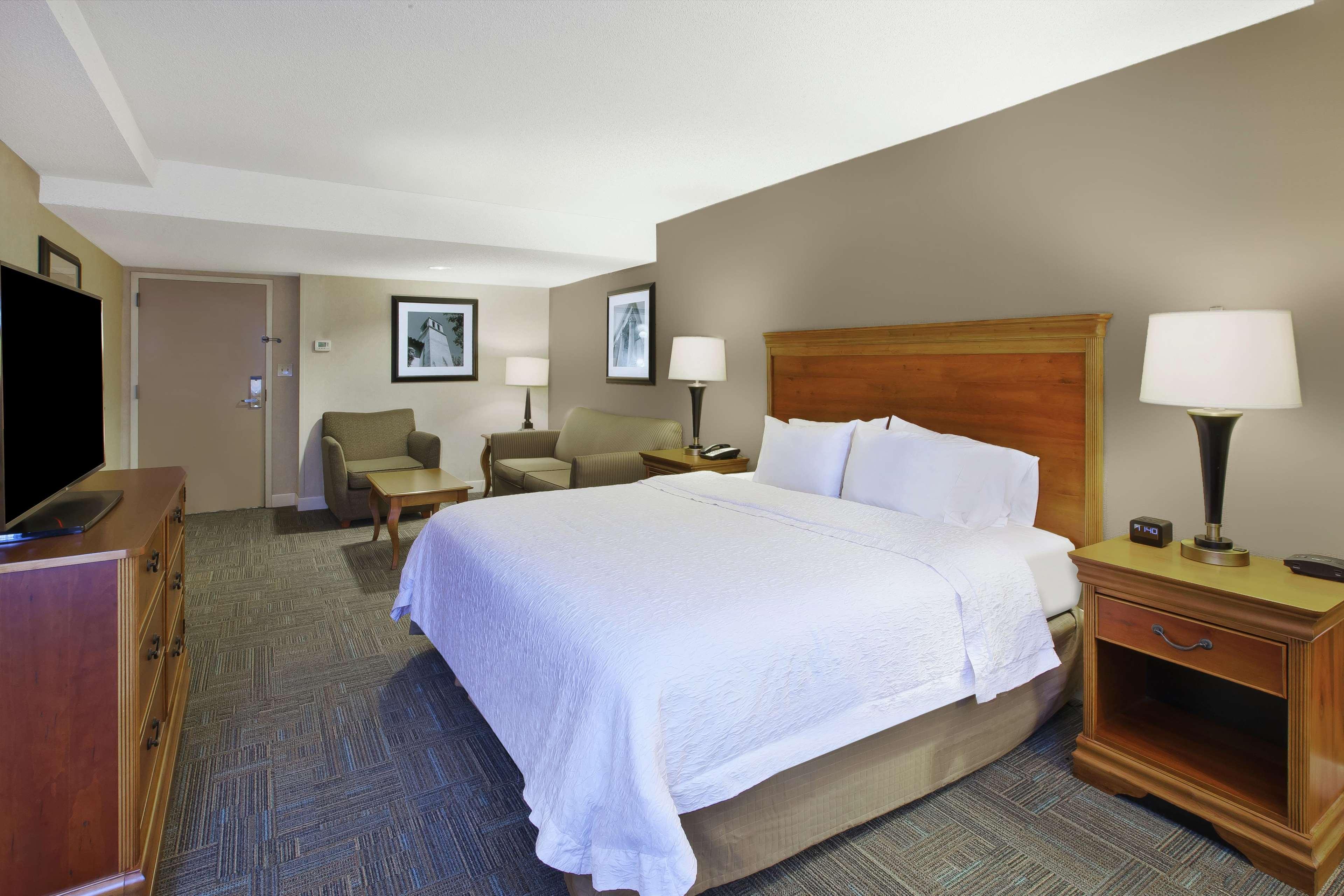 Hampton Inn Richmond-West Innsbrook Broad Meadows Екстериор снимка