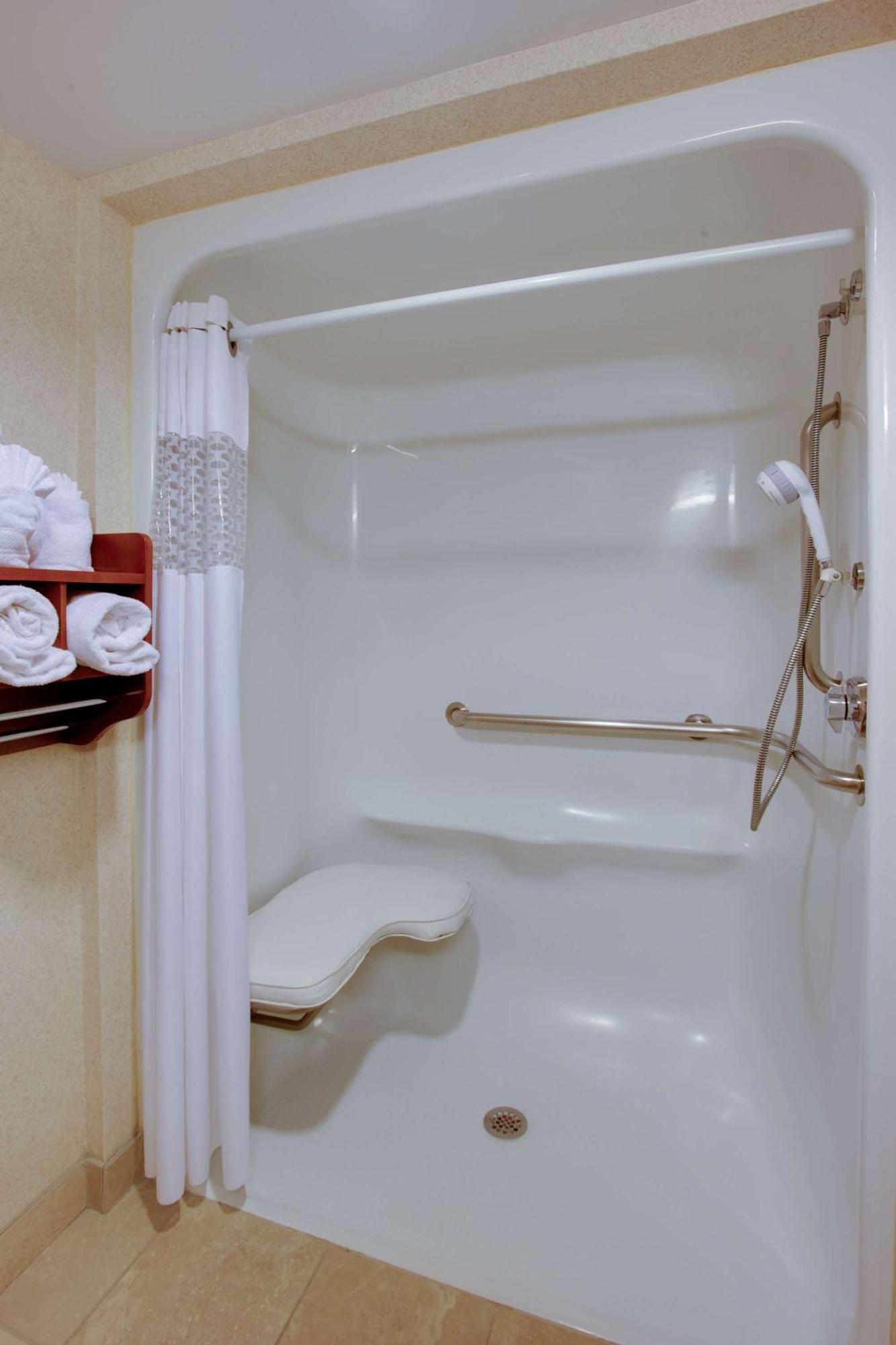 Hampton Inn Richmond-West Innsbrook Broad Meadows Екстериор снимка