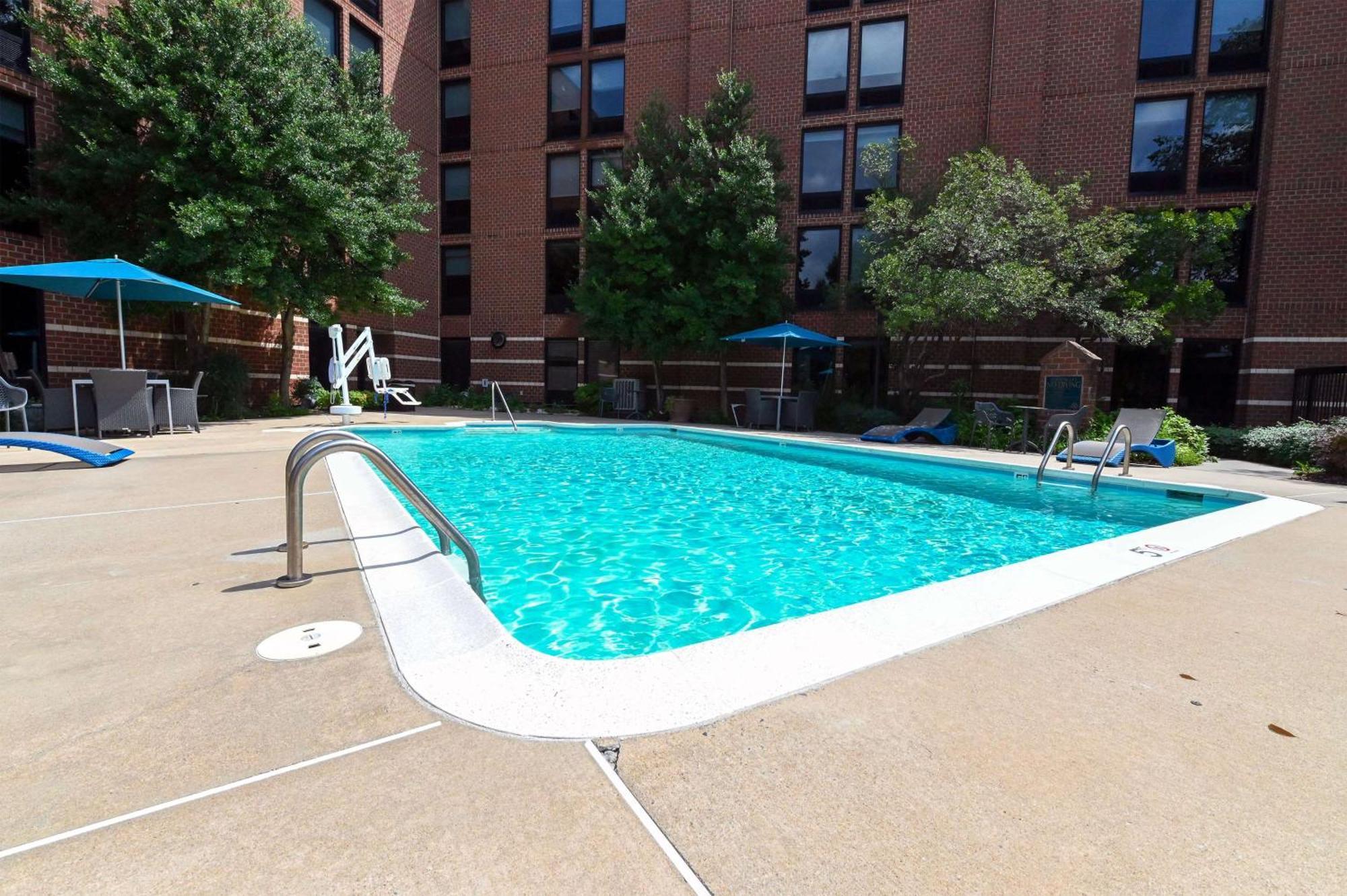 Hampton Inn Richmond-West Innsbrook Broad Meadows Екстериор снимка